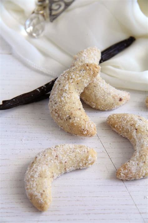 Roll dough out 1/4 to 3/8, thick on lightly floured. Vanillekipferl Recipe - Vanilla Crescent Cookies - It's ...