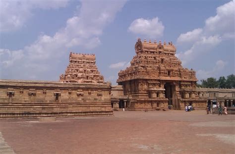 Brihadeeswarar Temple History Thanjavur Big Temple