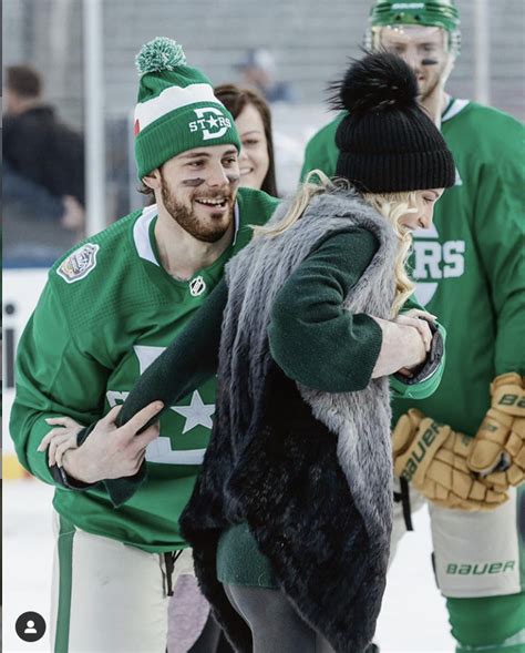 Pin On Tyler Seguin And His Girlfriend