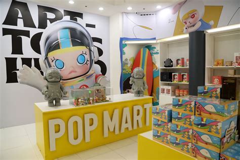 Whats In The Box Toy Store Pop Mart Pops Up At South Coast Plaza