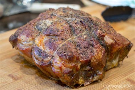 Best pork for crackling roast pork is boneless pork shoulder. Harter House World Flavors: Slow Roasted Bone In Boston Butt