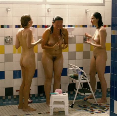 Sarah Silverman And Michelle Williams From Take This Waltz Picture 20125originalmichelle