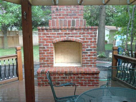 Homeadvisor's outdoor fireplace cost guide provides average prices for stone, stone, gas, or wood burning fireplaces with a chimney or backyard pizza oven. 20+ Collection Masonry Outdoor Fireplace Plans (With ...