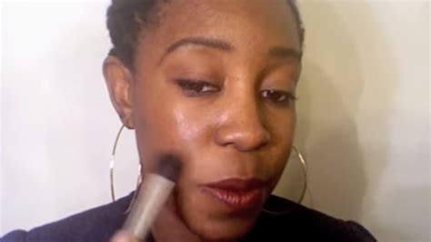 How To Use Concealer Youtube