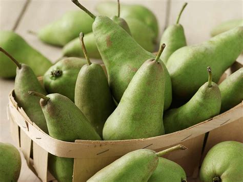 Varieties Of Pears From Anjou To Williams