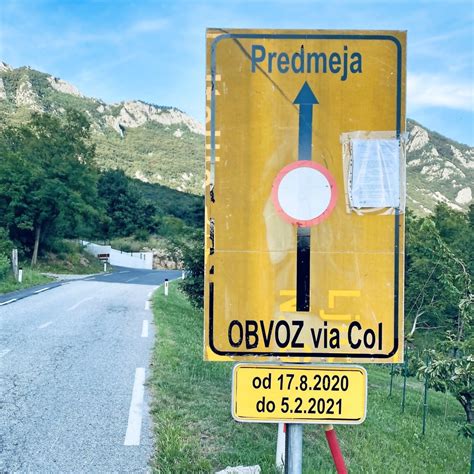 Popolna Zapora Ceste Med Lokavcem In Predmejo Bo A Ne Ves čas