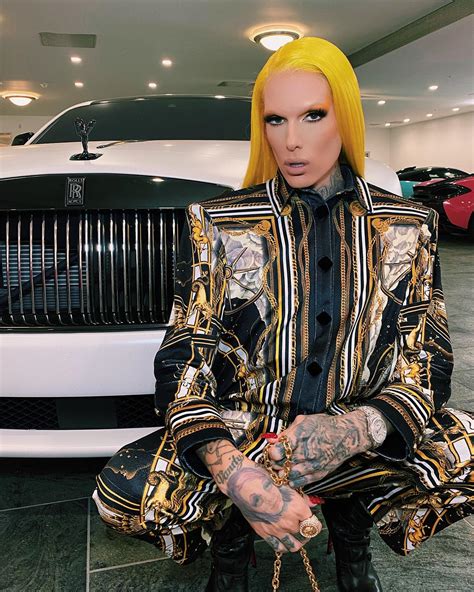 Jeffree Star Teases Secret Nfl Boyfriend In Cryptic Post As Eagle Eyed