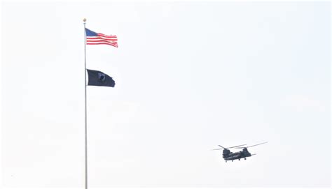 Dvids Images Chinook Helicopters Support Training For Iowa Army