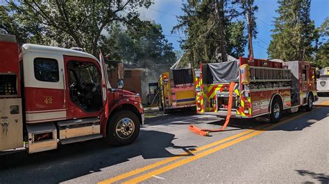 Photos Crews Respond To Fire On Country Club Road In Fairmont