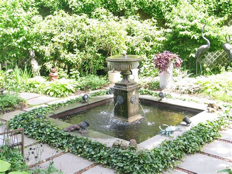 20 Small Fountains For Gardens