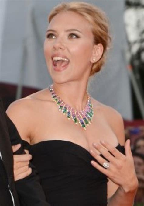 Scarlett Johansson Named “esquire” Magazines Sexiest Woman Knightlines 10813