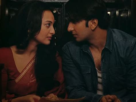 On Sonakshi Sinhas Birthday Her Top 7 Saree Looks From Lootera