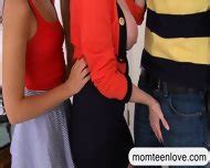 Darla Crane And Riley Reid Hot Threesome In The Bedroom