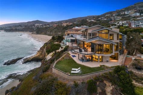 prominent art activist lists dramatic bluff side home in laguna beach california for 25