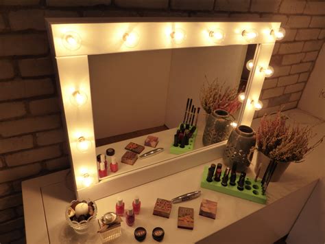 This is my vanity mirror w/ lights! Make up Mirror with lights Vanity mirror by CraftersCalendar