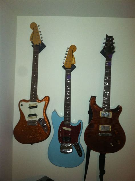 Kurt cobain fender mustang overview how to spot a fake fender in seconds! Pin on Kurt Cobain guitars Fender Mustang JagStang Jaguar