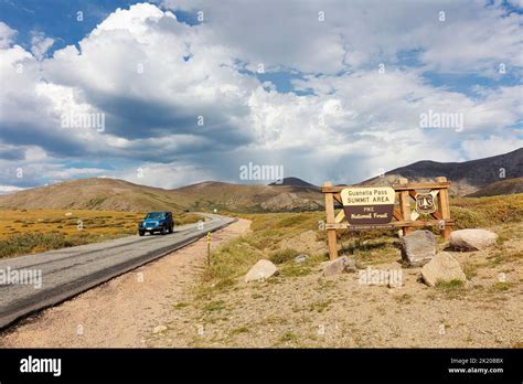 Guanella Pass Summit Area Sign Hi Res Stock Photography And Images Alamy