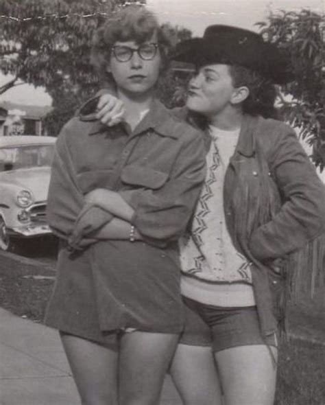 pin by larissa souza on old couples vintage lesbian girls in love lesbian