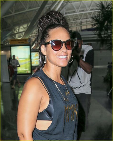 Alicia Keys Steps Out After No Makeup Criticism Photo 3745055 Alicia