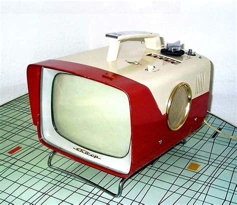 Sharp Space Age Portable Tv Vintage Tv Retro Appliances Vintage