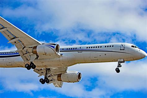 N801dm Mlw Aviation Boeing 757 200 Dallas Mavericks Charter Plane