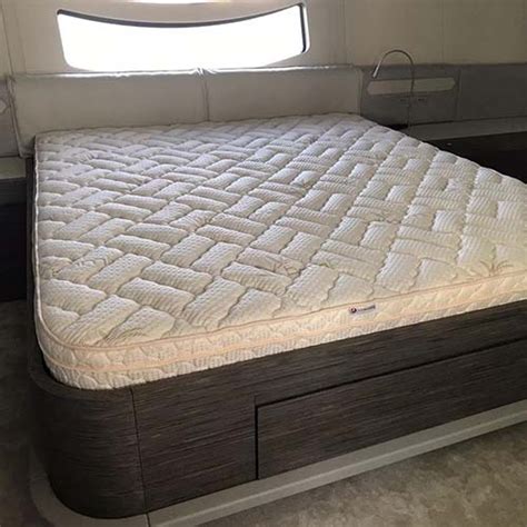 Find your boat mattress easily amongst the 11 products from the leading brands on nauticexpo, the boating and maritime industry specialist for your professional purchases. Boat Mattresses: The Admiral 9" Latex Pillow Top Yacht ...