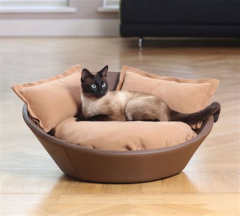 Intelligent temperature control pet warm and cold nest. Luxury Faux Leather Mila Cat Bed - Chelsea Cats