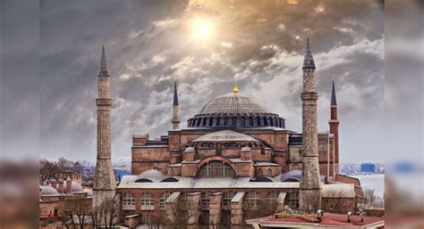 Turkeys Iconic Hagia Sofia Stripped Of Its Museum Status Turns Into