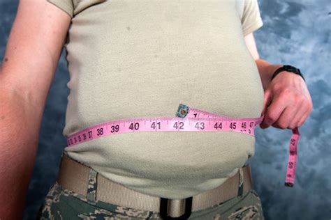 Report Nearly 1 In 3 Young Adults Too Fat For Military