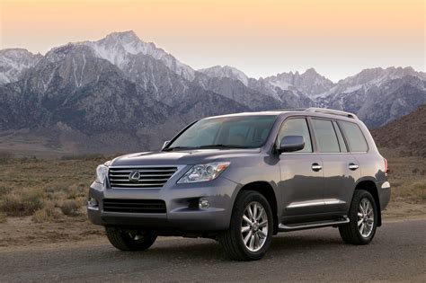 Research the 2020 lexus lx 570 at cars.com and find specs, pricing, mpg, safety data, photos, videos, reviews and local inventory. 2010 Lexus LX 570 packs new features and vision