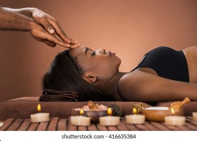 4 052件のMassage therapy african americanの画像写真素材ベクター画像 Shutterstock