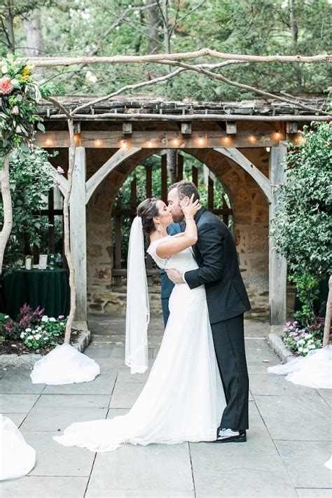 Cloisters Castle Wedding By Brittany Thomas Photography