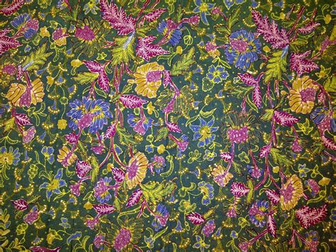 Batik rainbow motif bunga kekinian. Daftar Motif Batik Pekalongan ~ Daftar 100