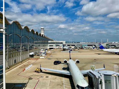 Reagan National Awarded 5m In Federal Funding For New Airport Taxiway