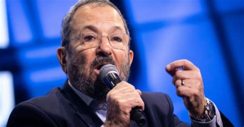 קרן וקסנר היא קרן פילנתרופית אמריקנית המממנת תכניות אקדמאיות לבכירי השירות הציבורי בישראל באוניברסיטת הארוורד, וקרן הצדקה של לסלי וקסנר מיודעת גם היא למטרות חינוכיות ואקדמאיות. אהוד ברק בגוועלד: "סכנה שנרד מתחת אחוז החסימה" - סרוגים