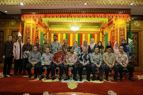 Share vector logo jabatan penerangan malaysia. Delegasi Jabatan Penerangan Malaysia Studi Banding ...