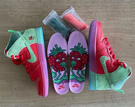 Sb strawberry cough unreleased early review! Dokładne zdjęcia Nike SB Dunk High „Strawberry Cough"