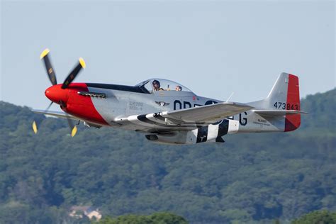 Photos Of The Week Wwii P 51 Mustang Part Of Pa Airshow Blue Sky