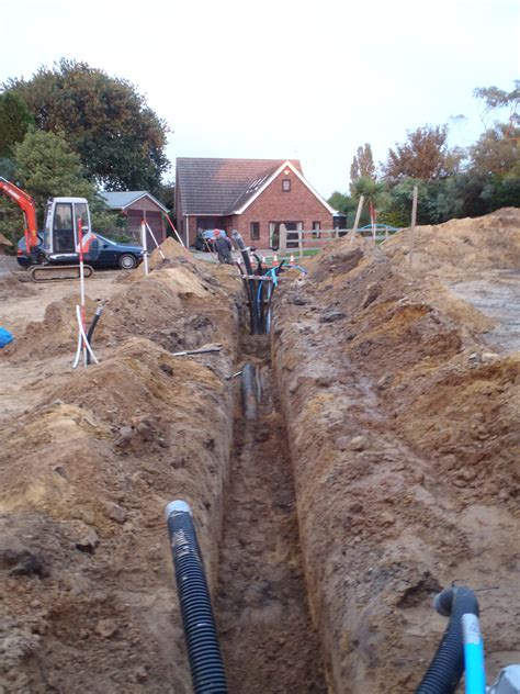 Service trench completed » Roselea