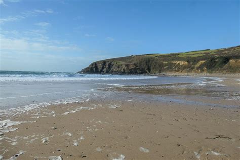 Praa Sands Beach In West Cornwall Uk The Travelbunny