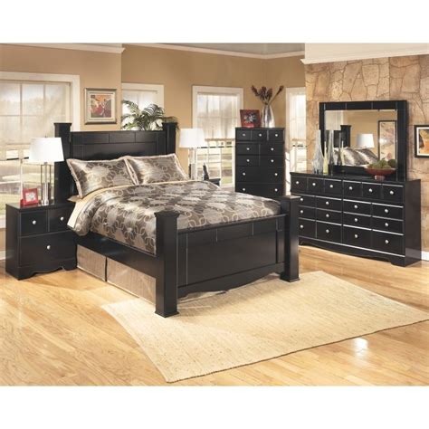 Shay bedroom set bedroom furniture in avon usa — from affordable furniture to go, company in catalog allbiz! Shay 4 PC Queen Bedroom Set at Tomlinson Furniture in 2020 ...