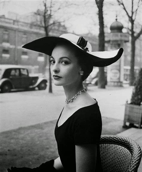Des chapeaux de fourrure aviateur de qualités pour vos activités extérieurs. chapeau femme annee 50