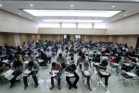 Alokasi Kursi Ujian Sub Panlok Tasikmalaya Hampir Penuh Republika Online