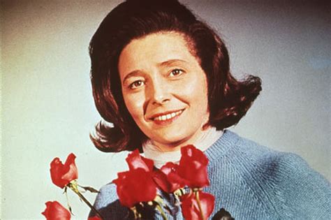 Oscar Winning Actress Patricia Neal 84 Dies From Cancer 3am