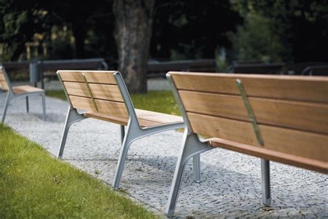 Miela Cast Aluminium Park Bench With Wooden Slats Environmental