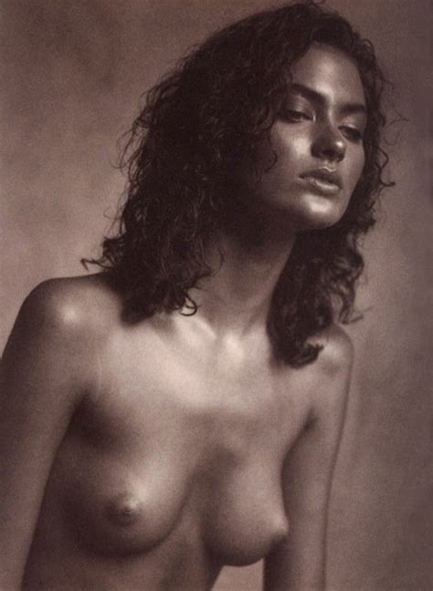 Naked Shalom Harlow Added 07192016 By Gwen Ariano