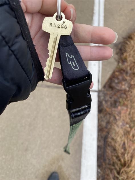 Found Lost Keys Under Math Building Wind Tunnel Turned In To Walc Lost