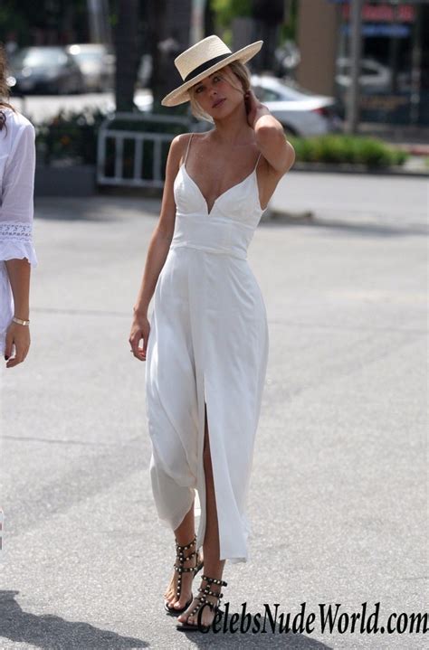 Kimberley Garner Upskirt While Out Shopping In Beverly Hills Photo Celebsnudeworld Com