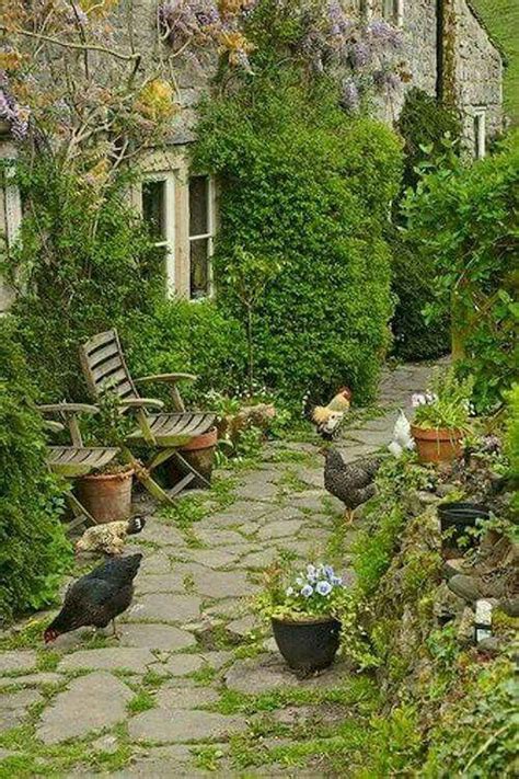 68 Fantastic Cottage Garden Ideas To Create Cozy Private Spot Cottage