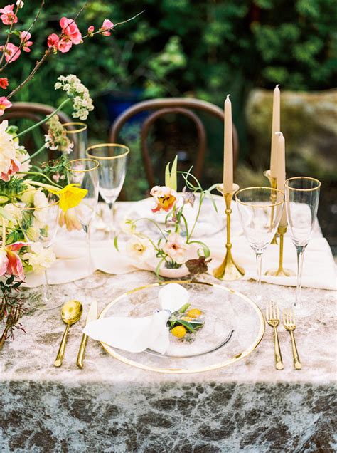 This beautiful east coast spring garden wedding is looking to be the perfect inspiration to incorporate all of the pastel spring. Glam spring garden wedding ideas - 100 Layer Cake